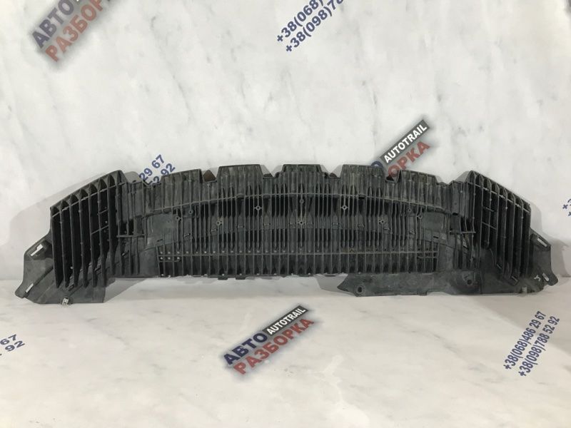 Защита переднего бампера 4G0807611E Audi A6