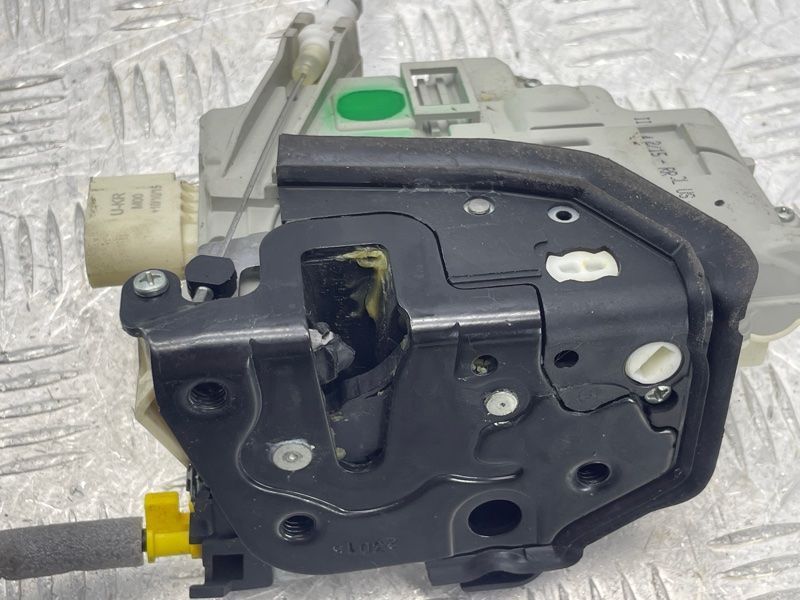 Замок дверей 4G0839016A Audi Q7