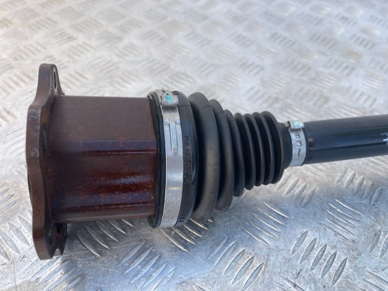 Полуось 4G0407271G Audi A6