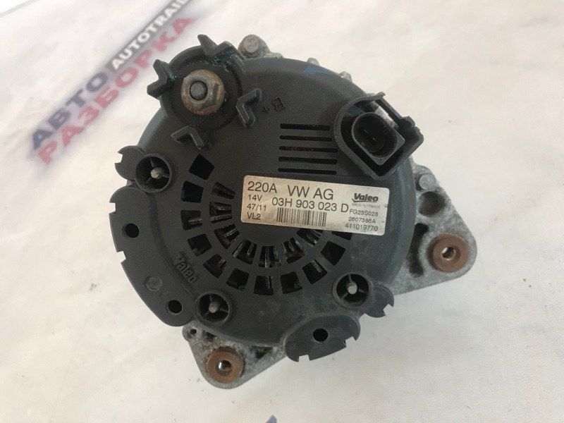 Генератор 03H903023D Volkswagen Touareg