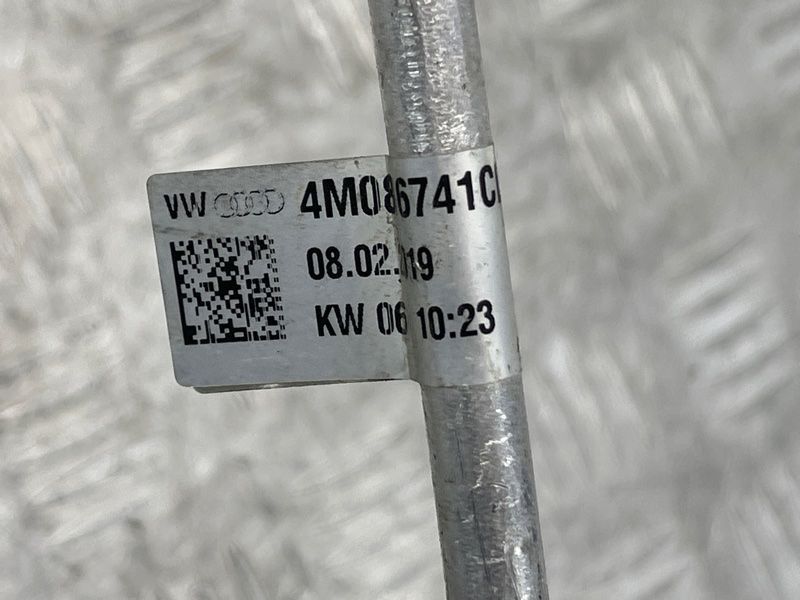 Трубка кондиціонера 4M0816741CL Audi Q7 Audi Q7