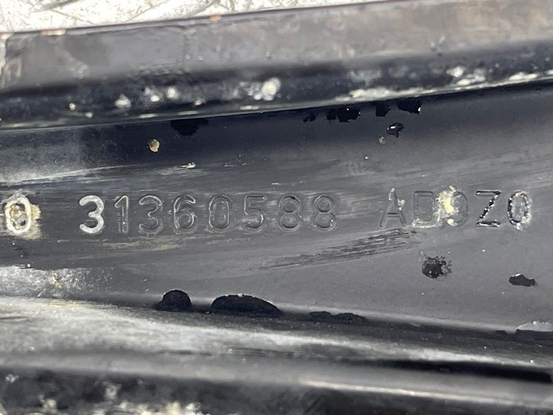 Важіль задньої підвіски поперечний нижній Volvo XC60