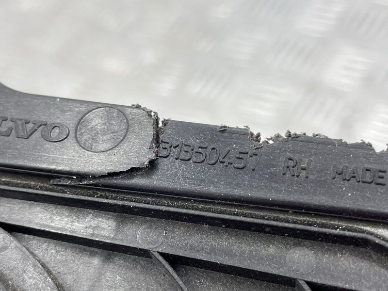 Динамік Volvo XC60