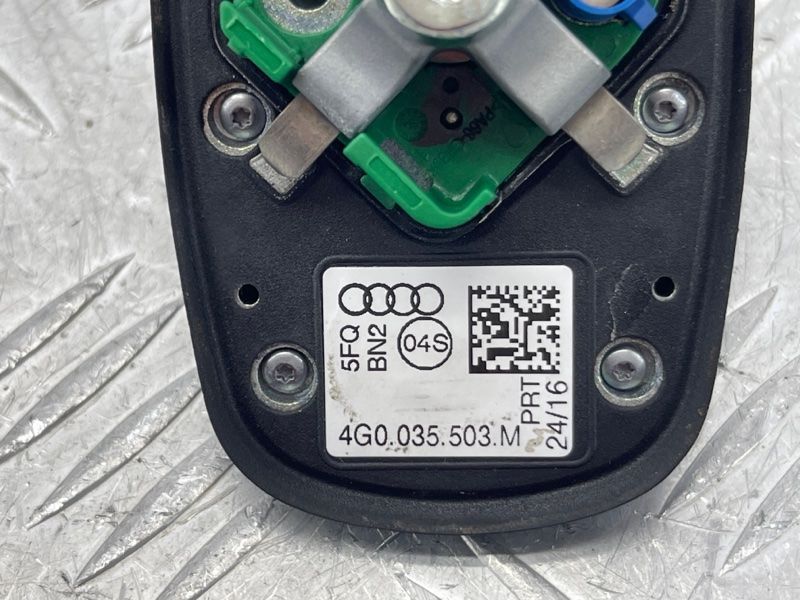 Aнтена плавник 4G0035503M Audi A6