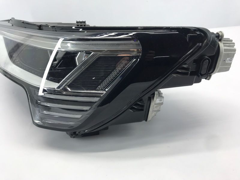Фара FULL LED 4KE941039 Audi Q7