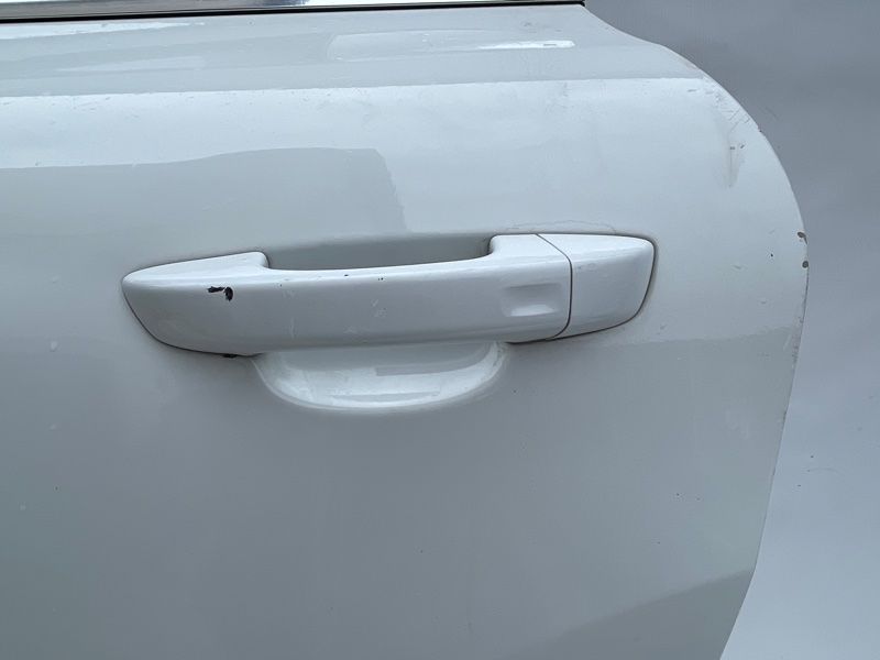 Дверь 7P0833055A Volkswagen Touareg