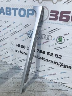 Накладка на поріг 4G0853855G Audi A6