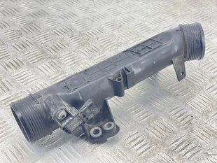 Напорная труба интеркулера 31422153 Volvo XC90