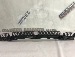 Кронштейн заднього бампера 7P6807863 Volkswagen Touareg