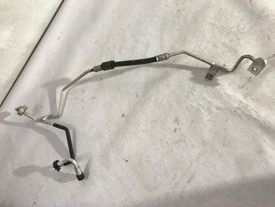Трубка кондиціонера 4M1820720K Audi Q7