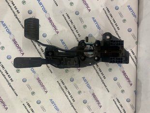 Педаль газа DG9C9F836AB Ford Fusion