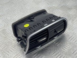 Дефлектор повітропроводу центральний 4G0819203C6PS Audi A7