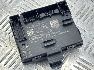 Блок керування дверей 4M0959792G Audi Q7