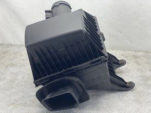 Корпус повітряного фільтра 84100383 Chevrolet Colorado
