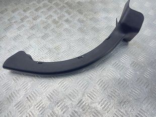 Накладка петли багажника 4H0971446B Audi A8