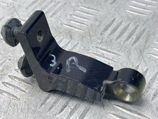 Петля двери верхняя 31424588 Volvo XC60