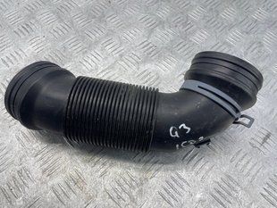 Патрубок воздушного фильтра 5N0129684G Audi Q3