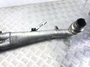 Патрубок інтеркулера 7P0145941A Audi Q7