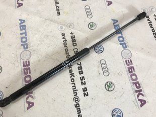 Газовый упор капота / Амортизатор 4L0823359 Audi Q7