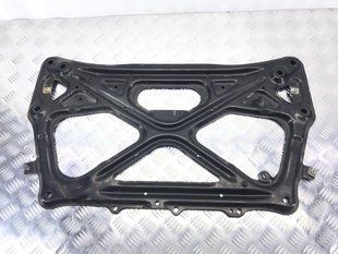 Розпірка підрамника 4H0399345Q Audi A6