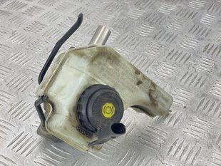 Главный тормозной цилиндр 3C1614019D Volkswagen CC