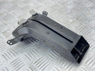 Повітропровід Volvo XC90