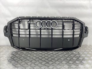 Решетка радиатора 4M0853651AGVMZ Audi Q7