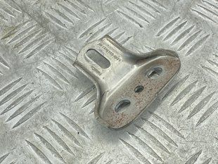 Кронштейн LX6BS043A83BB Ford Escape