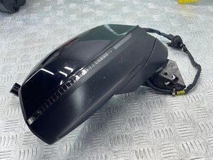 Зовнішнє дзеркало 4M1857409G9B9 Audi Q7