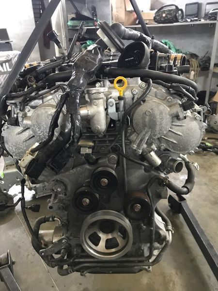 Двигун Infiniti Q50