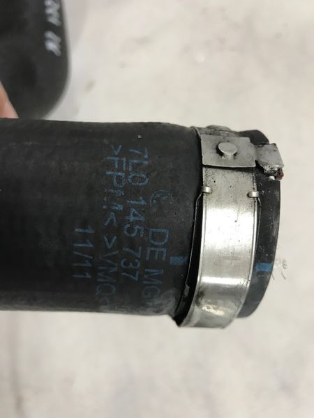 Патрубок повітряний 7L0145737 Audi Q7