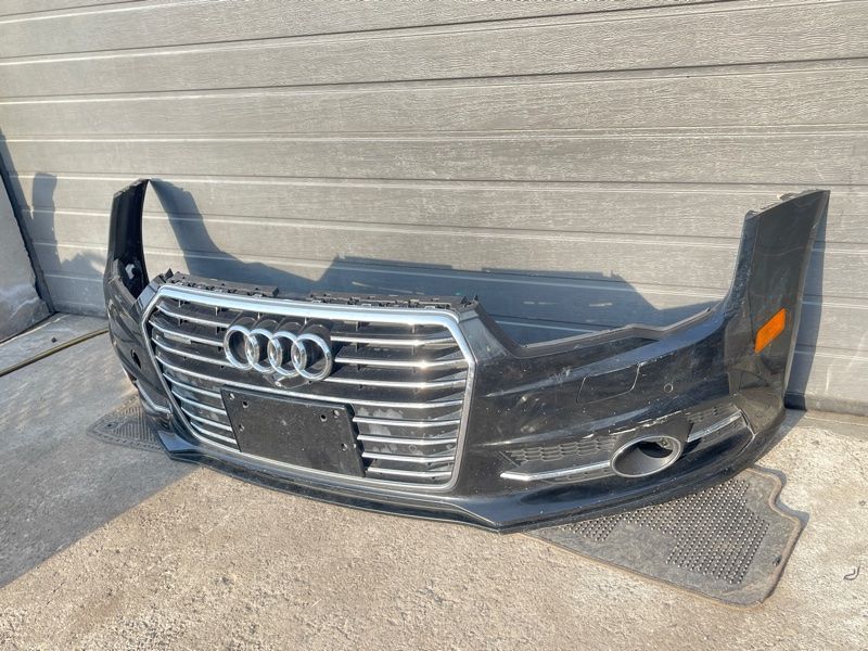 Бампер комплектный Audi A7