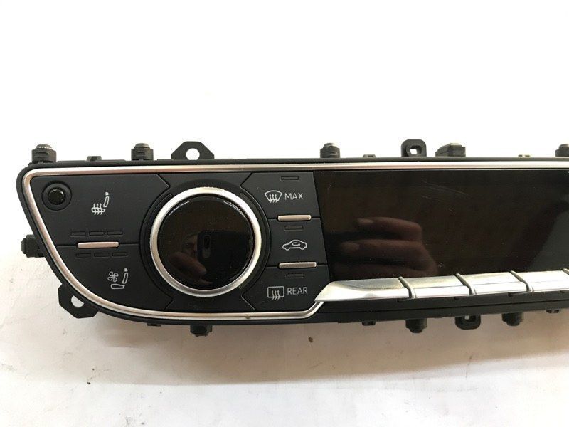 Панель керування кліматом 4M0820043ABSWI Audi Q7 Audi A4 Allroad, Audi A5, Audi Q5, Audi Q5 Sportback, Audi Q7, Audi RS5, Audi S5, Audi SQ5, Audi SQ5 Sportback, Audi SQ7