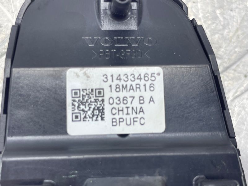 Кнопки керма 31433465 Volvo XC60
