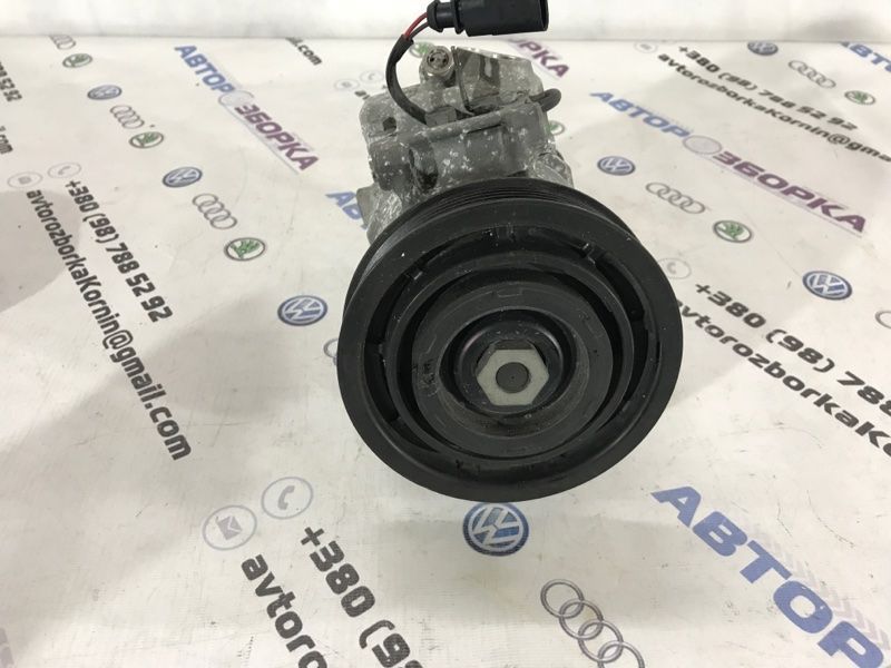 Компресор кондиціонера 4G0260805A Audi A6