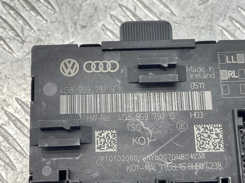 Блок керування дверей 4G8959792J Audi A7