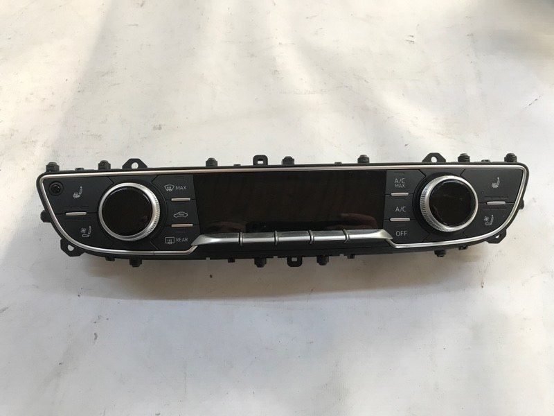 Панель керування кліматом 4M0820043ABSWI Audi Q7 Audi A4 Allroad, Audi A5, Audi Q5, Audi Q5 Sportback, Audi Q7, Audi RS5, Audi S5, Audi SQ5, Audi SQ5 Sportback, Audi SQ7