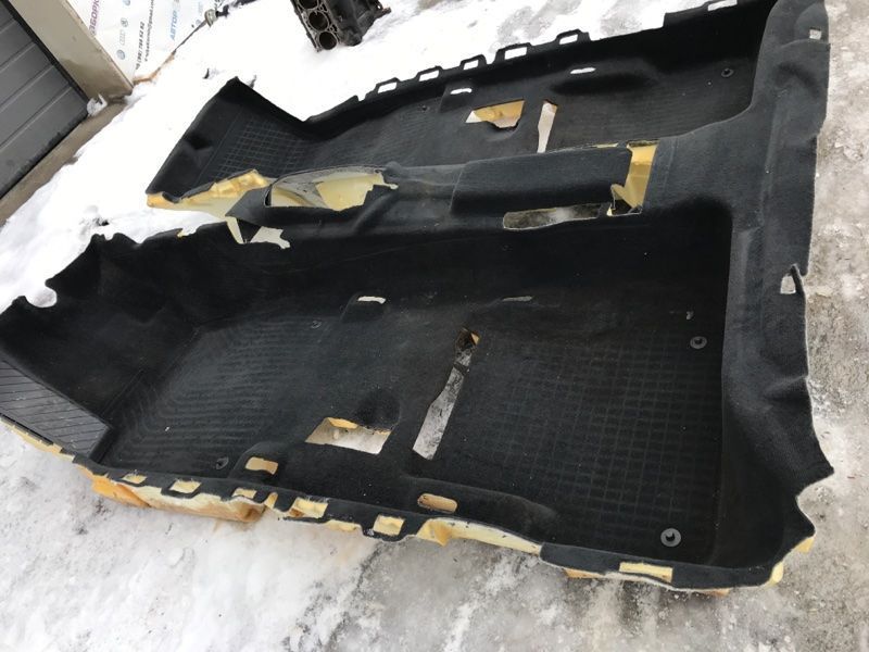 Настил пола салона Audi A7