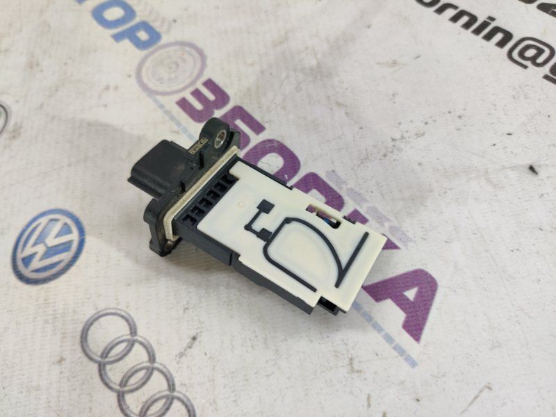 Датчик масового потоку повітря (MAF) 93450753 Infiniti Q50