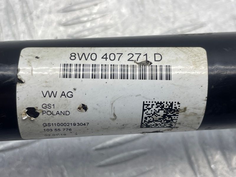 Полуось 8W0407271D Audi A4