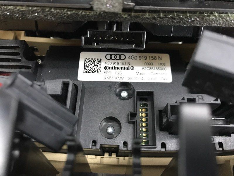 Панель кондиционера, блок 4G0919158N Audi A6