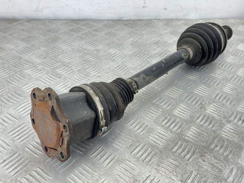 Полуось 4M0407271D Audi Q7
