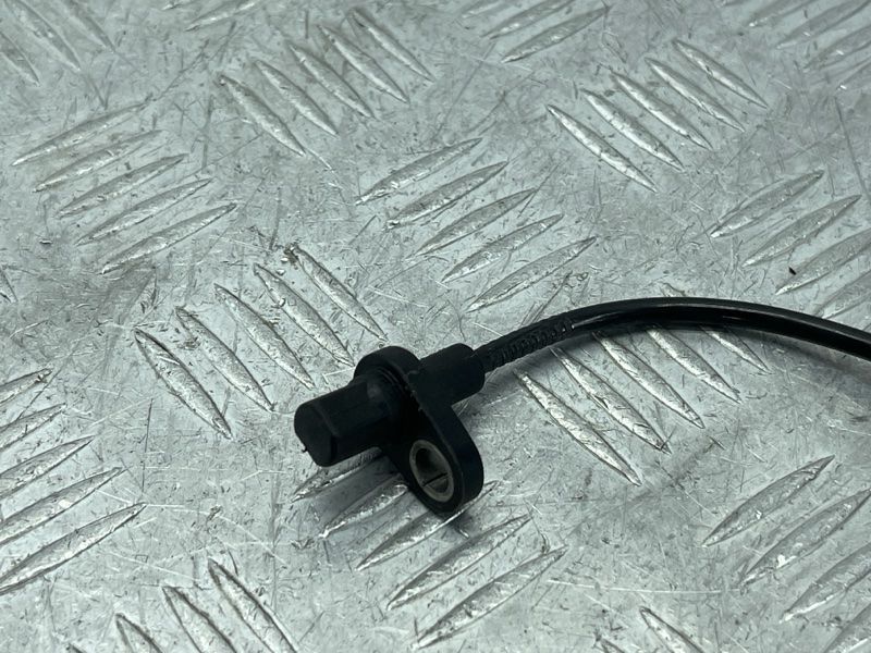 Датчик ABS DG9C2C190CD Ford Fusion
