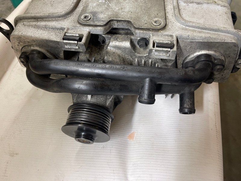 Компресор наддуву 06E145601H Audi Q7