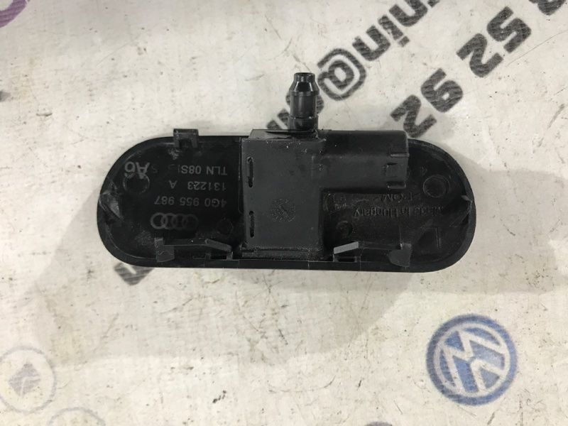 Форсунка омивача лобового скла 4G0955987 Audi A6