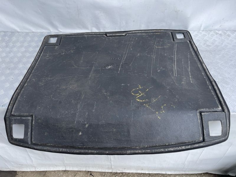 Килимок багажника 7P0061166469 Volkswagen Touareg