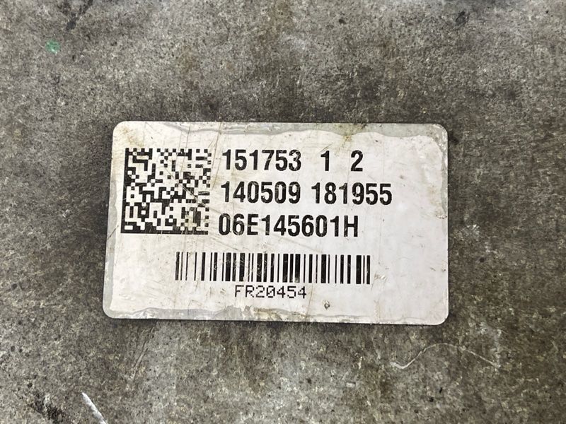 Компресор наддуву 06E145601H Audi Q7