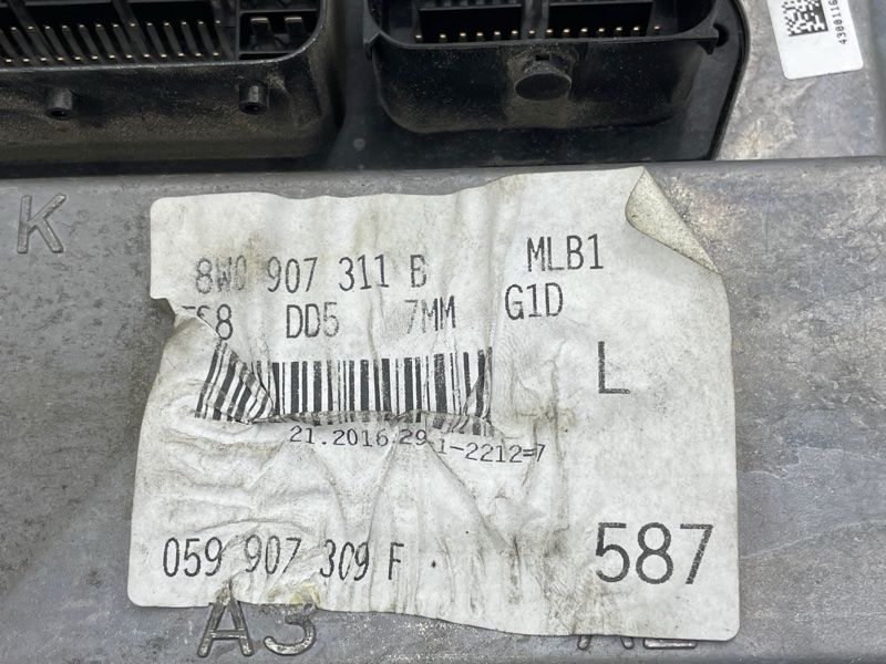 Блок керування двигуном 8W0907311B8WA Audi A4 Allroad