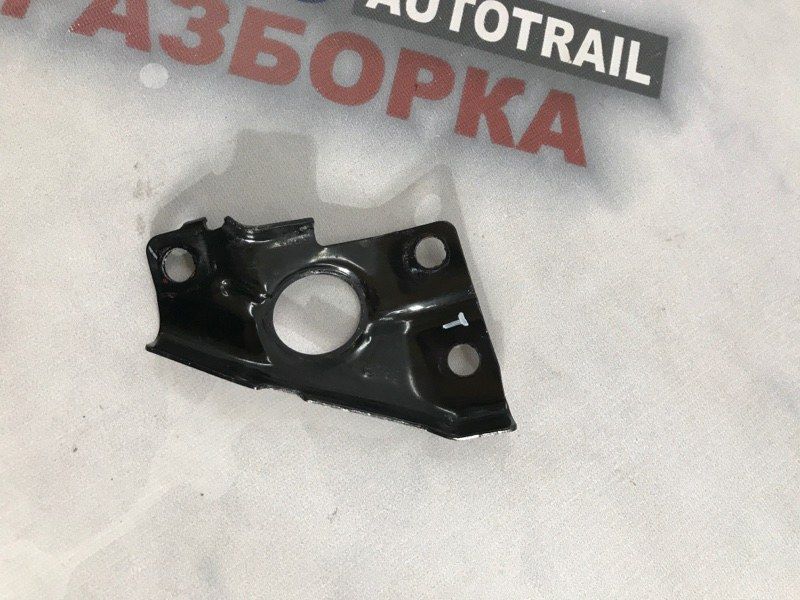 Кронштейн телевизора 5C5805931A Volkswagen Beetle