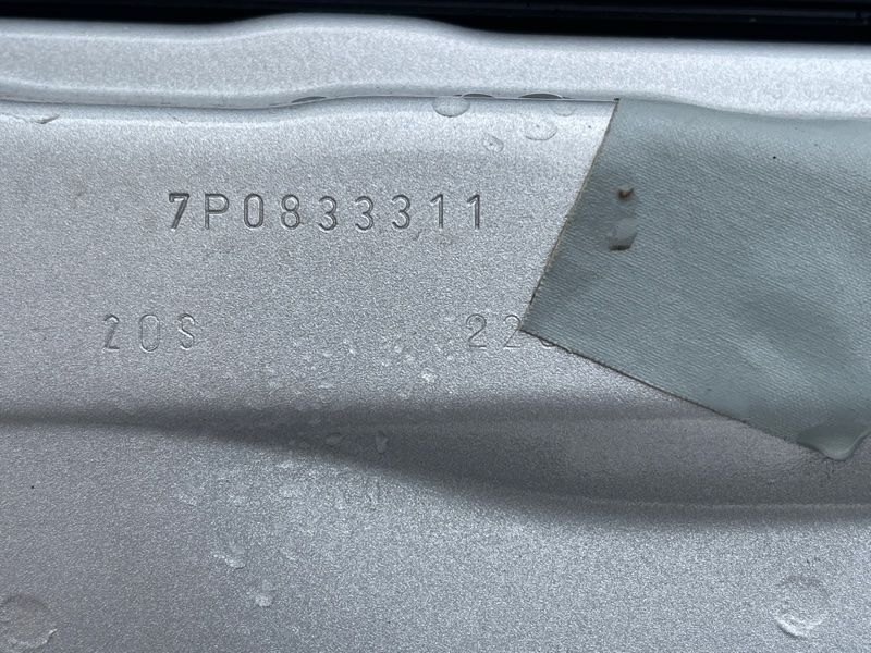 Дверь 7P0833055A Volkswagen Touareg